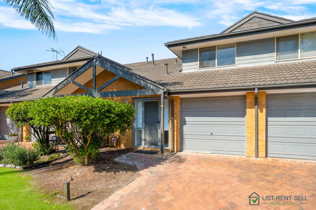 13 Mead Dr, Chipping Norton, NSW 2170