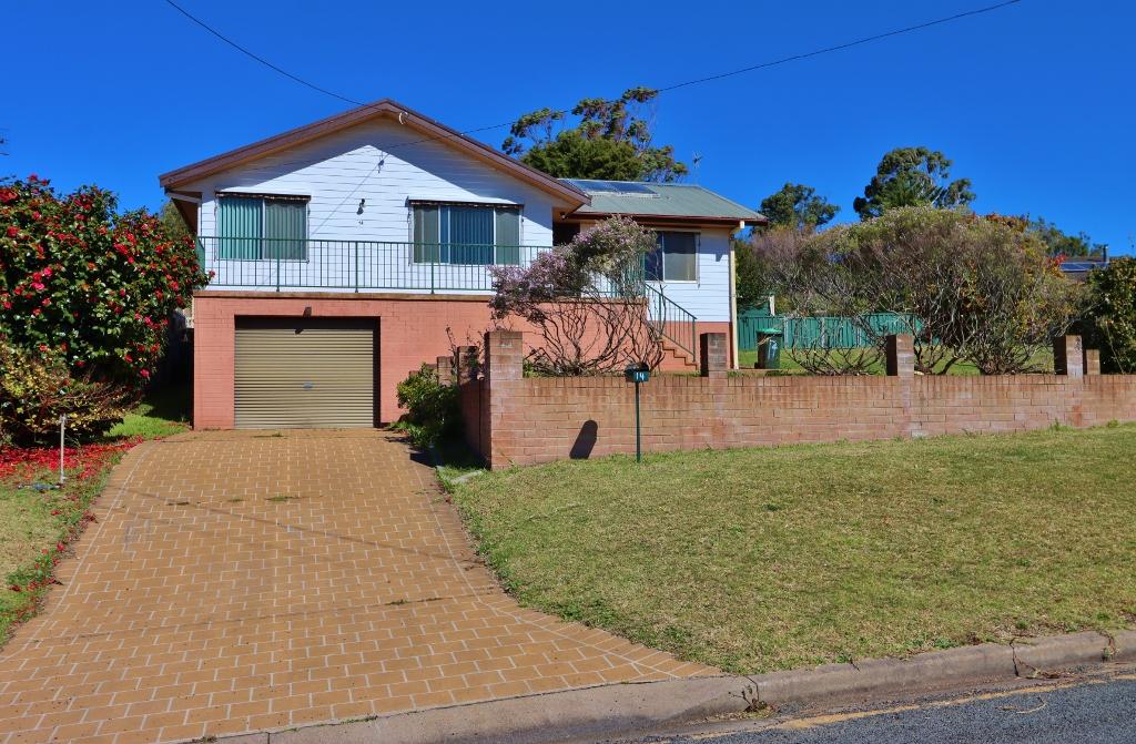 14 Pitt St, South Pambula, NSW 2549