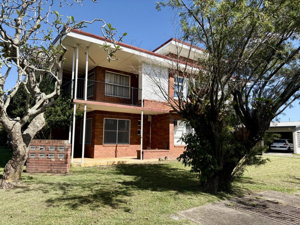 3/221 Aumuller St, Westcourt, QLD 4870