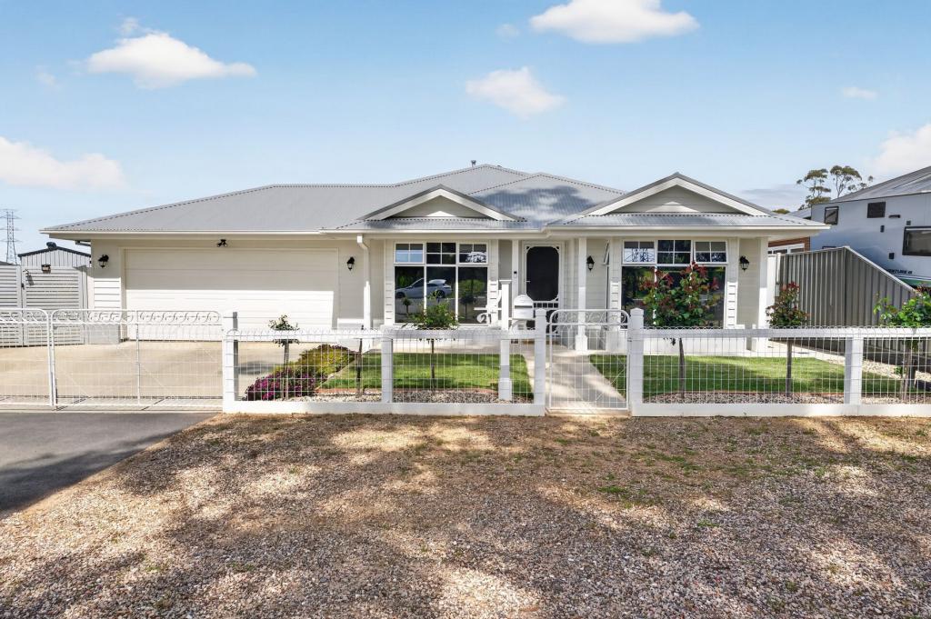 21 Norelle Cres, Golden Square, VIC 3555