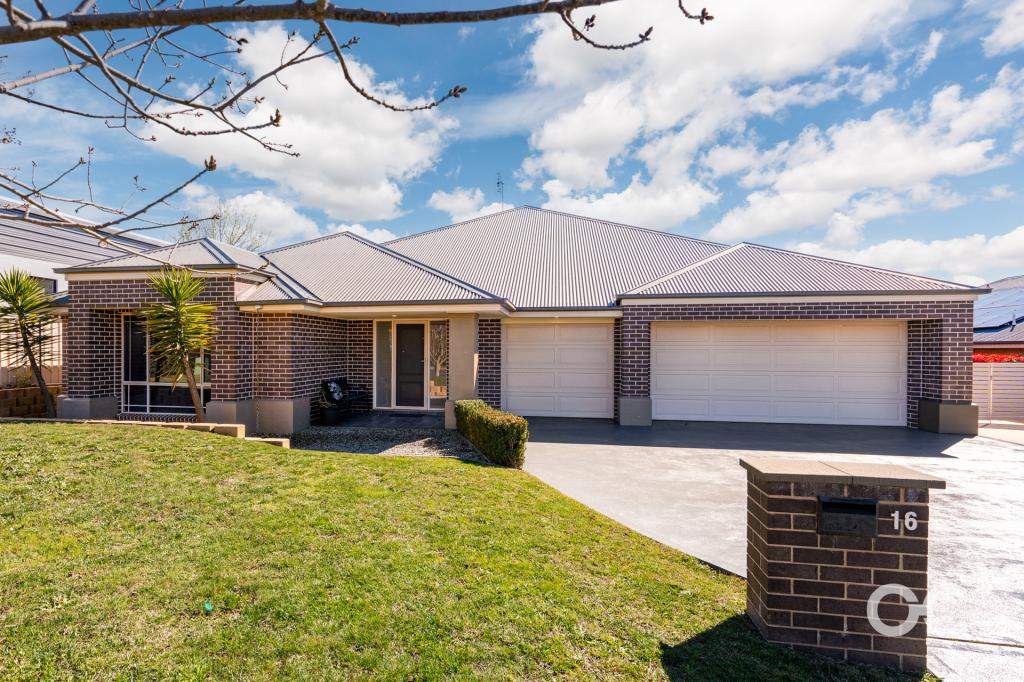 16 Centennial Cres, Orange, NSW 2800