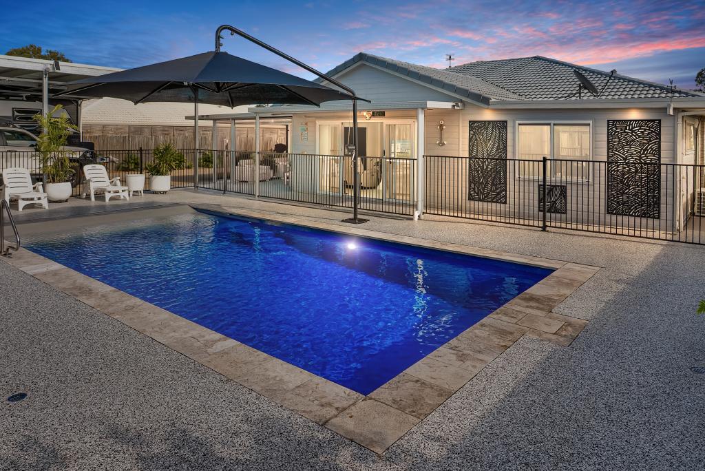 7 Chantilly St, Urangan, QLD 4655