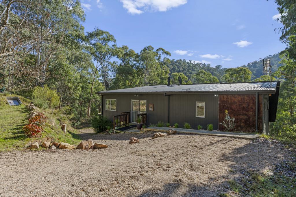 24 Christensen St, Sawmill Settlement, VIC 3723