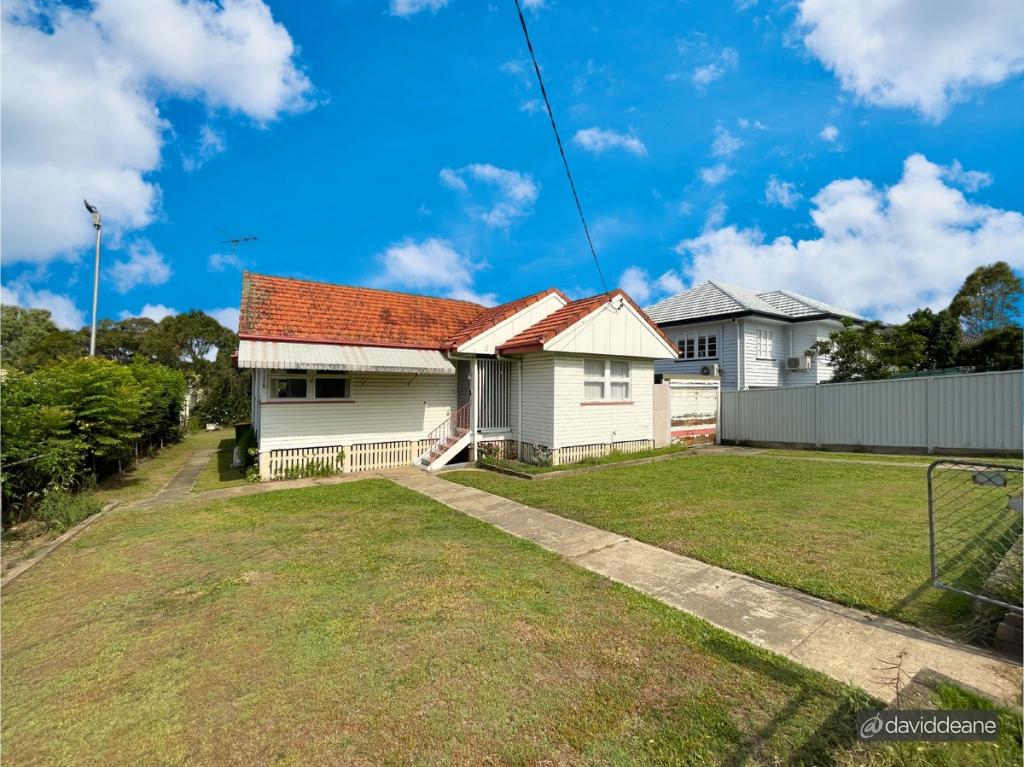 213 Pfingst Rd, Wavell Heights, QLD 4012