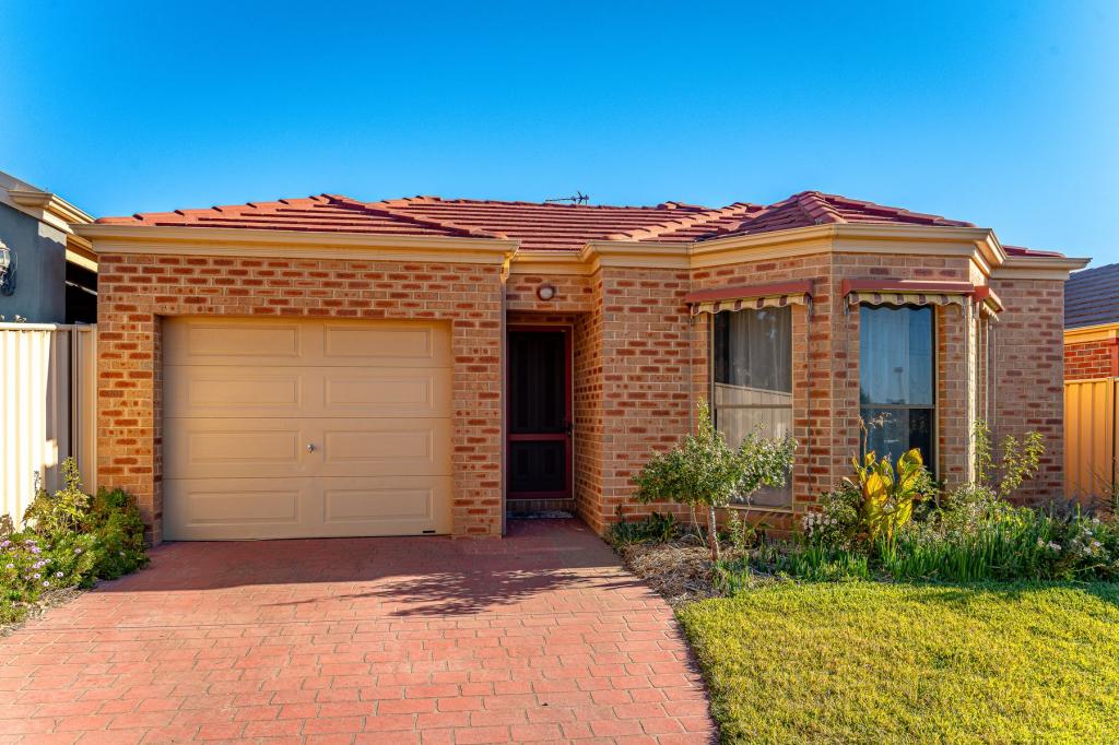 55 Holmes Rd, Long Gully, VIC 3550