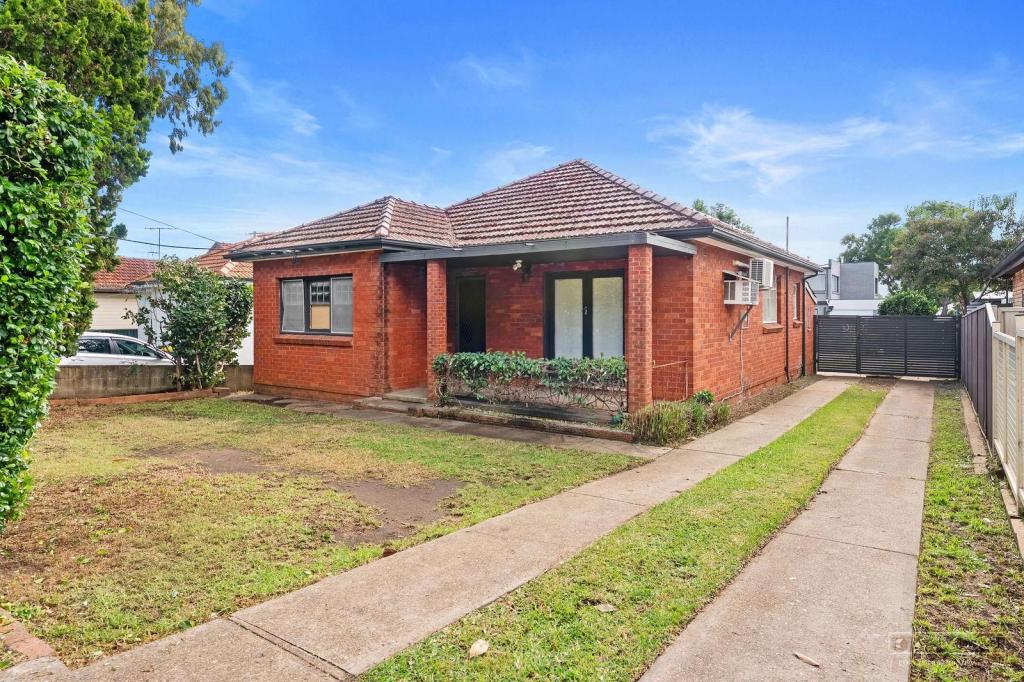 182 Marco Ave, Panania, NSW 2213