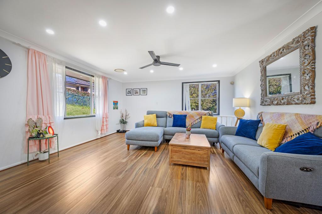 1 Brodie Cir, Baulkham Hills, NSW 2153