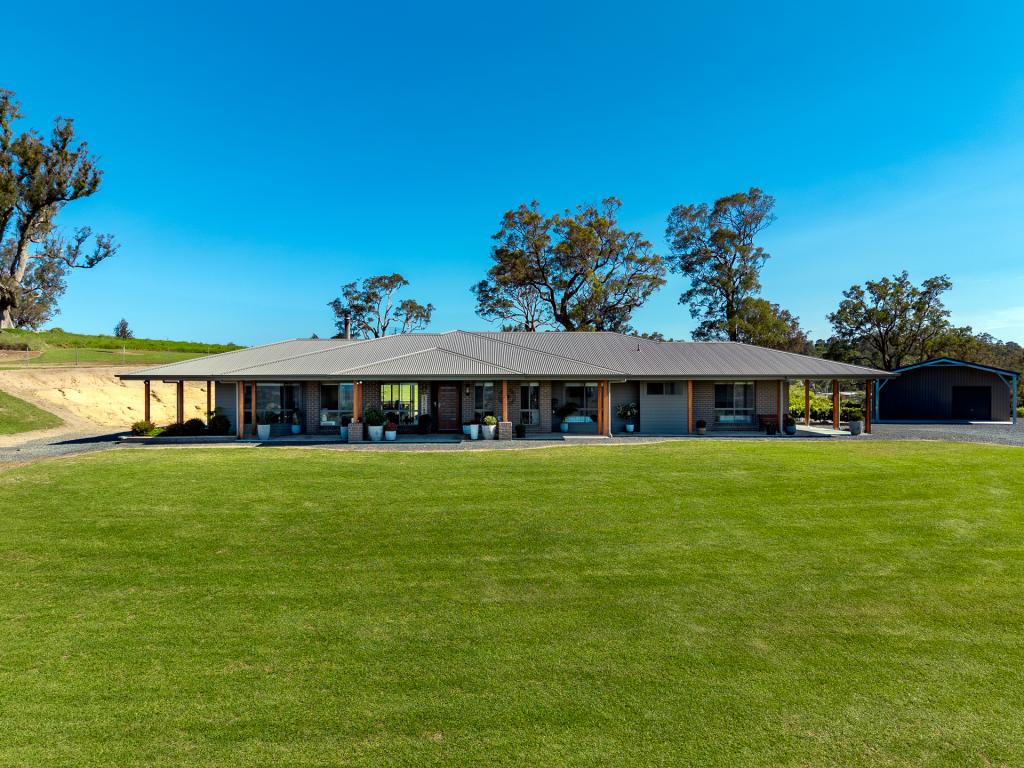 10 Wumbalwarra Dr, Bega, NSW 2550