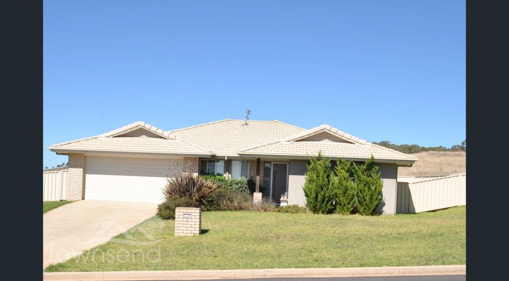 8 Meek St, Blayney, NSW 2799