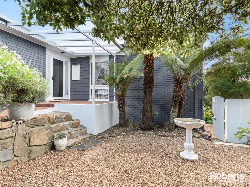 15 Burnett Cres, West Ulverstone, TAS 7315