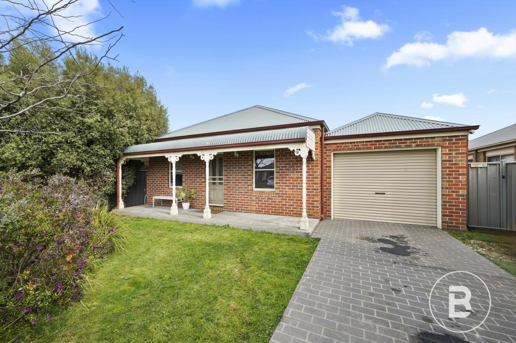 8 Hanwood Cl, Delacombe, VIC 3356