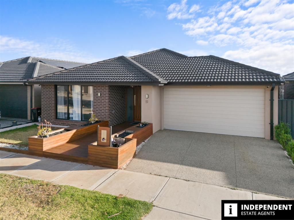 51 Runcorn Cres, Strathtulloh, VIC 3338