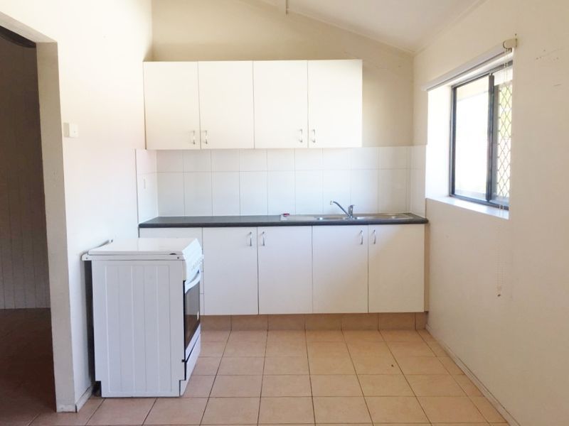 3/9 Clayton St, Labrador, QLD 4215