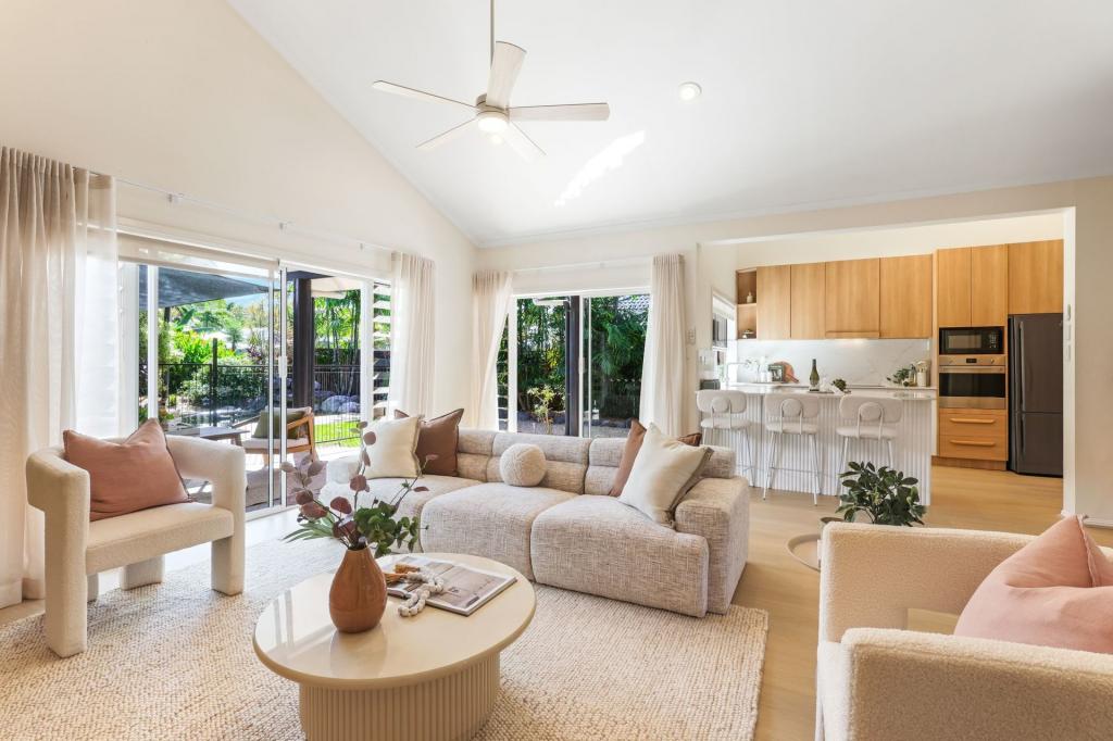 9 TRIVIA ST, PALM COVE, QLD 4879