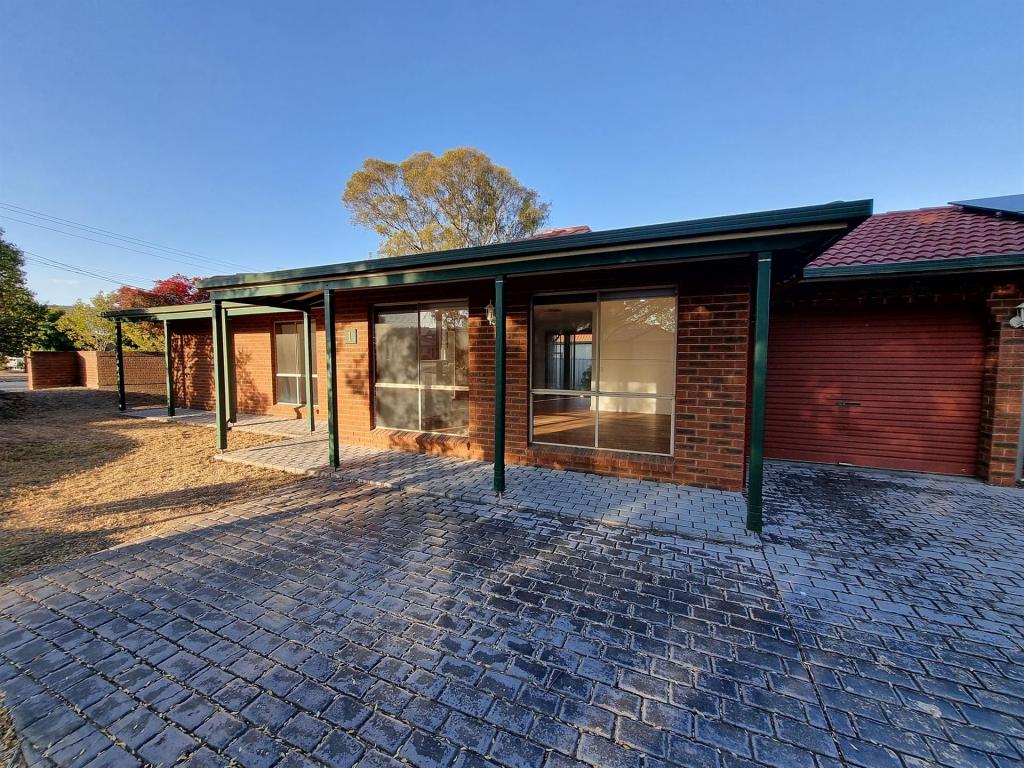 1/1 Saville Ave, Lavington, NSW 2641