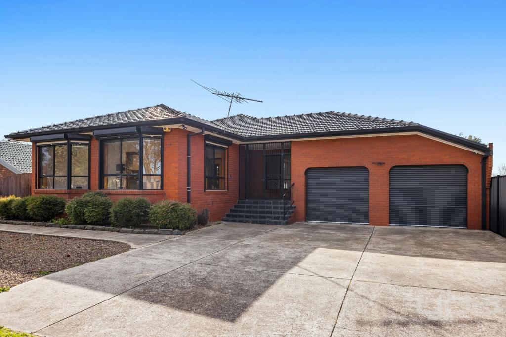16 Blacksmith Pl, Sydenham, VIC 3037
