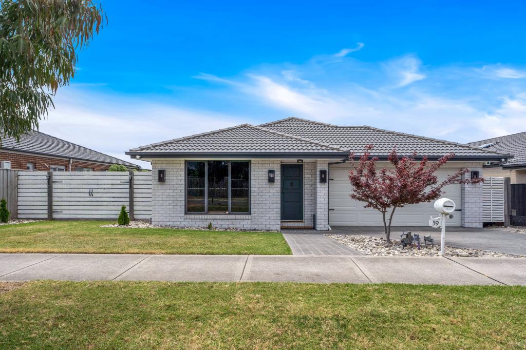 39 Abbey Rd, Beveridge, VIC 3753