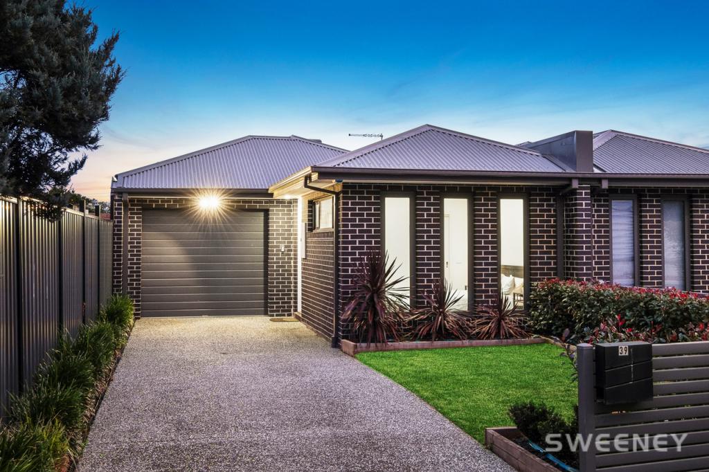 39 Paringa Rd, Altona North, VIC 3025