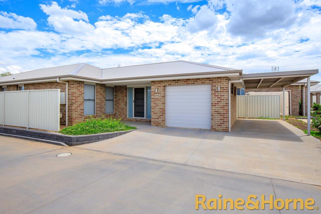 11 Ebor Way, Dubbo, NSW 2830
