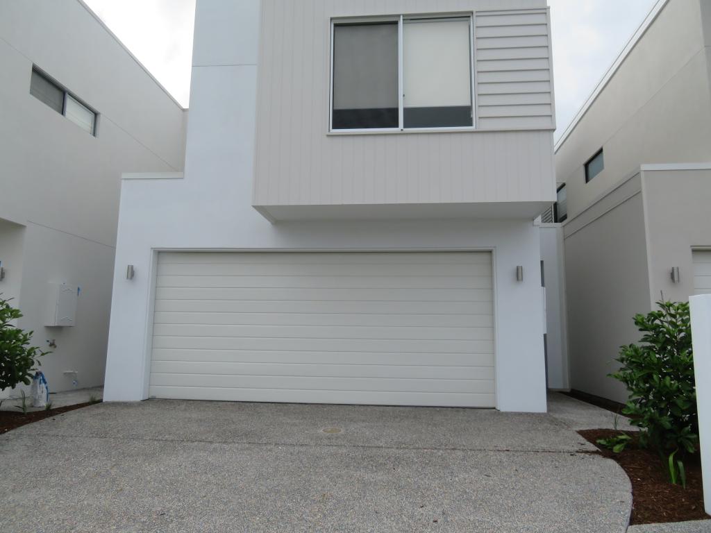 10 Viridian Cct, Birtinya, QLD 4575