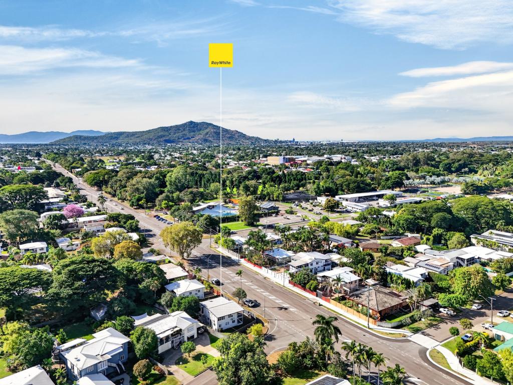12 Gulliver St, Mundingburra, QLD 4812