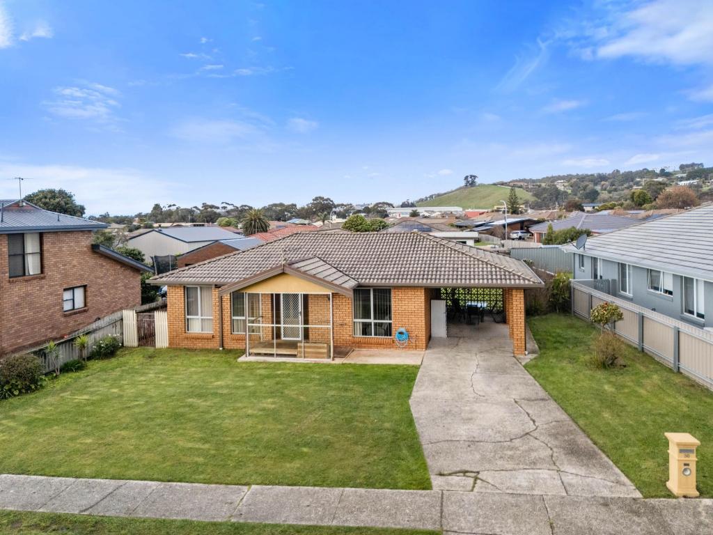 30 Leighlands Ave, Ulverstone, TAS 7315
