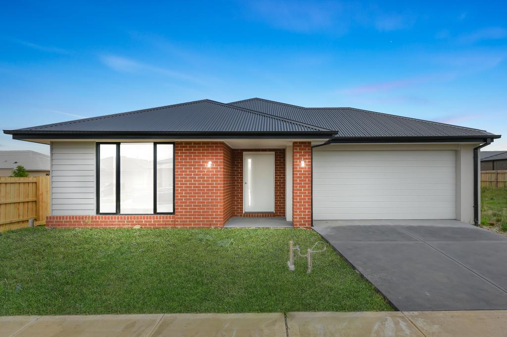 16 Charming Loop, Officer, VIC 3809