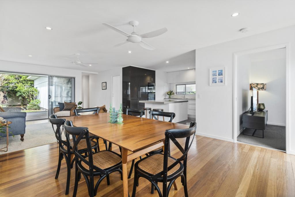 44 Twenty Fourth Ave, Palm Beach, QLD 4221