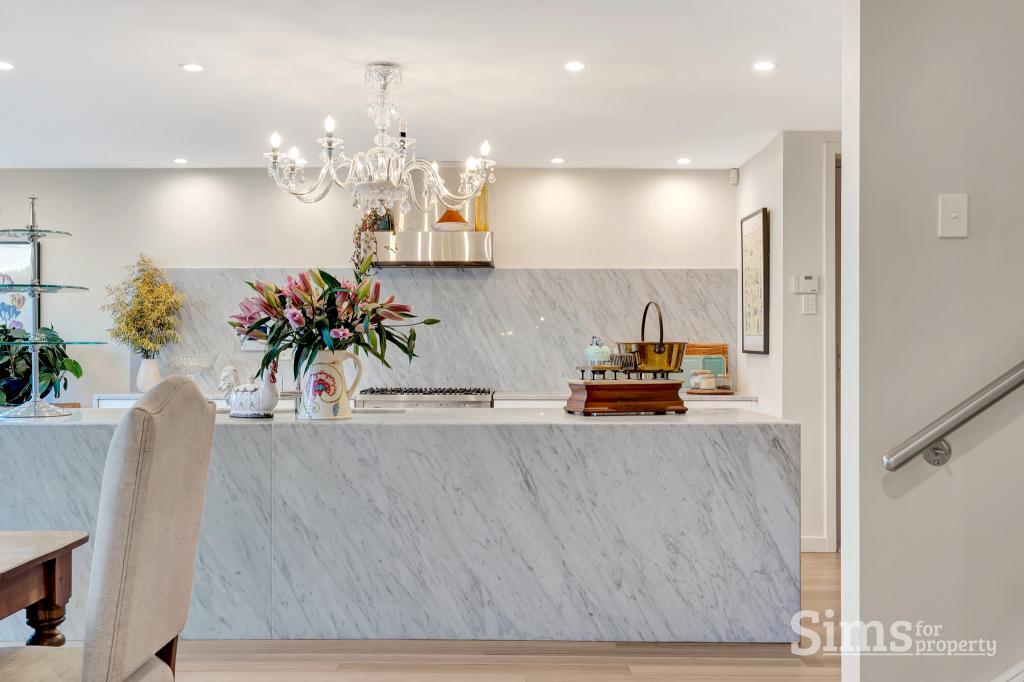 35 Delamere Cres, Trevallyn, TAS 7250