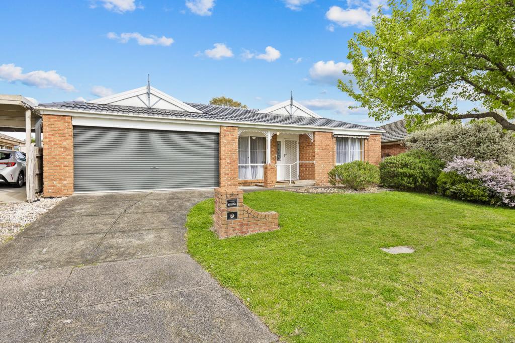 23 Andrea Cres, Cranbourne North, VIC 3977