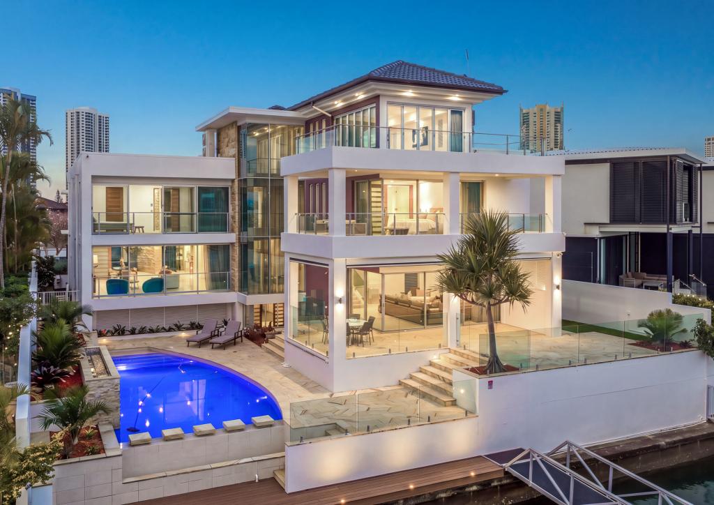 70 Admiralty Dr, Paradise Waters, QLD 4217