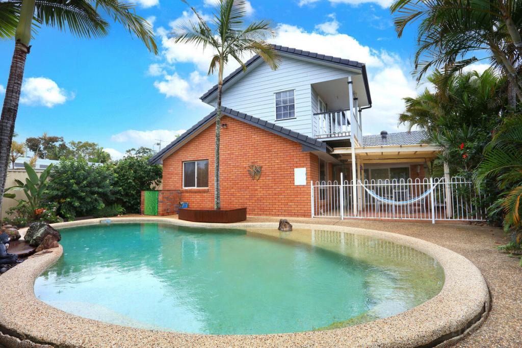 157 Paradise Pde, Hollywell, QLD 4216