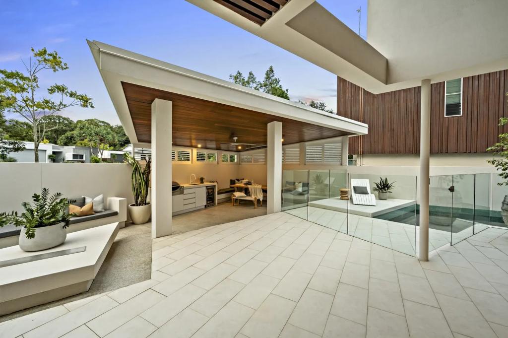 5 Wild Apple Ct, Noosa Heads, QLD 4567