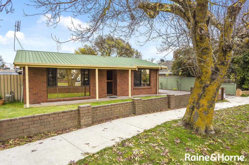 1/11 Edgecombe St, Kyneton, VIC 3444