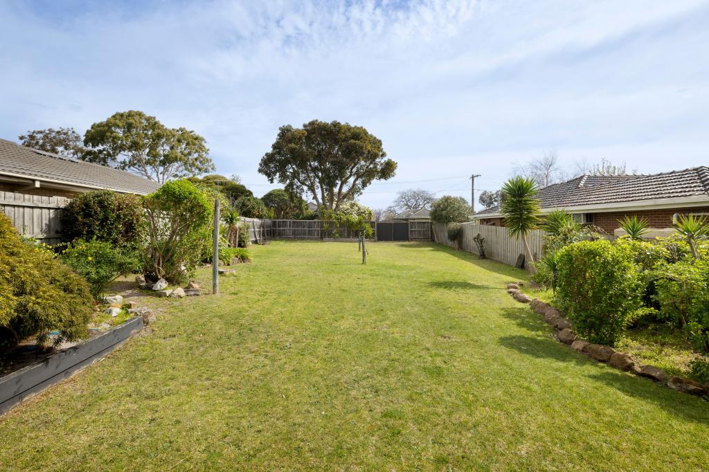 20 Corio Ave, Frankston, VIC 3199