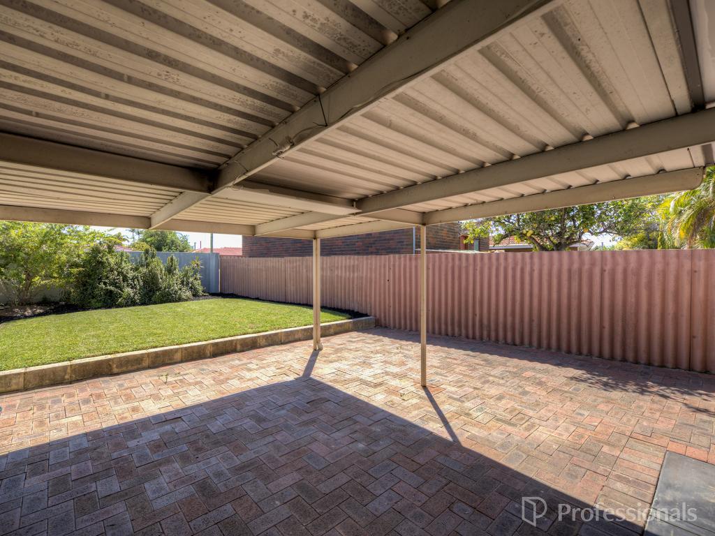 44b Templeton Cres, Girrawheen, WA 6064