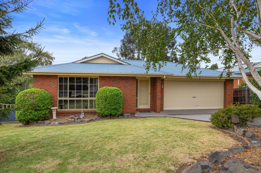 1 Eden Cres, Leongatha, VIC 3953