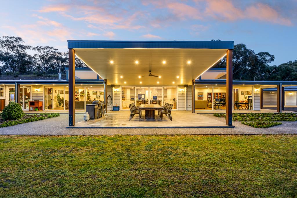 84-140 Burns Lane, Toolern Vale, VIC 3337