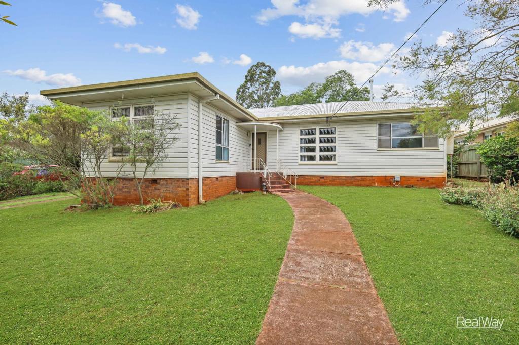 12 Haig St, South Toowoomba, QLD 4350