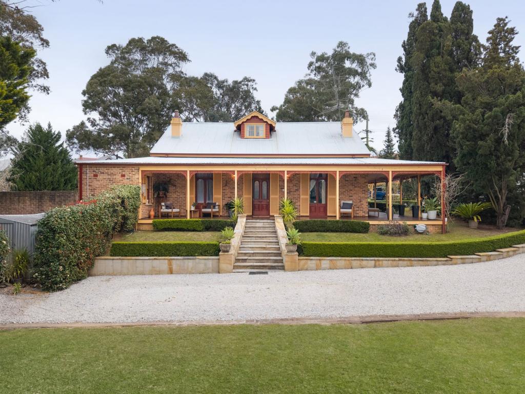 332 Argyle St, Picton, NSW 2571