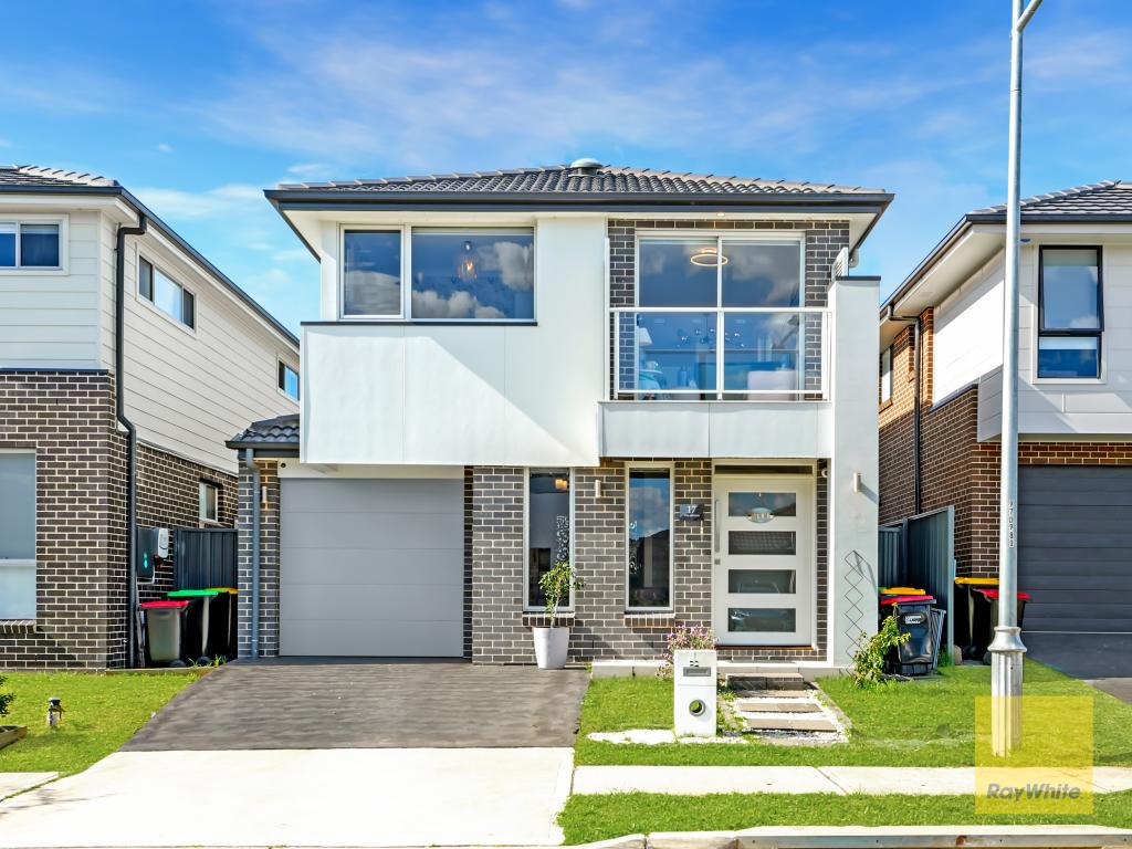 17 Leadership St, Leppington, NSW 2179