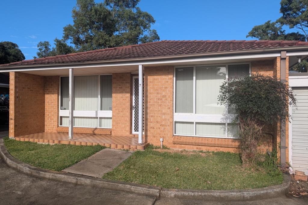 7/17 Clydesdale Dr, Blairmount, NSW 2559
