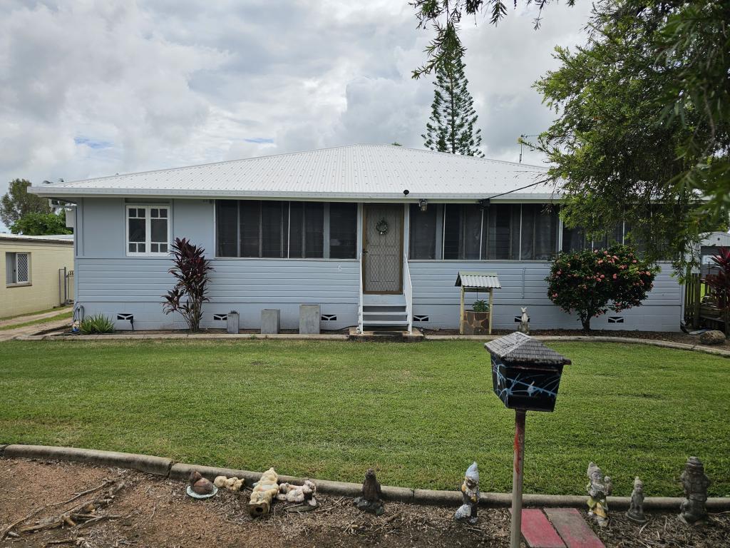 6 Rossiter St, Ayr, QLD 4807