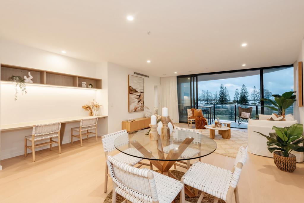407/180 Marine Pde, Labrador, QLD 4215