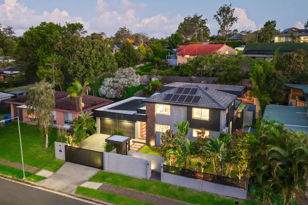 8 Warrungen Way, Ashmore, QLD 4214