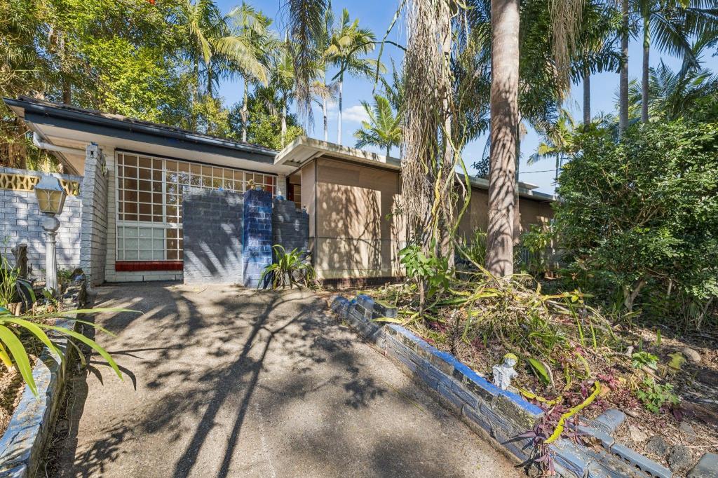 19 Pinelands St, Lawnton, QLD 4501