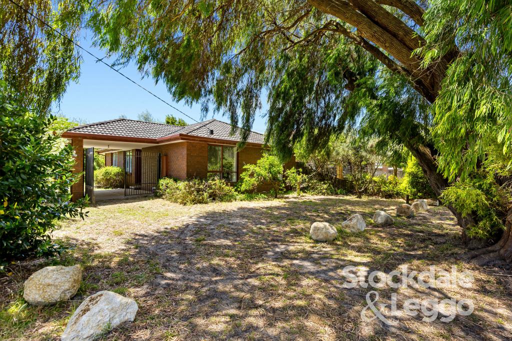 82 RUSSELL ST, TOOTGAROOK, VIC 3941