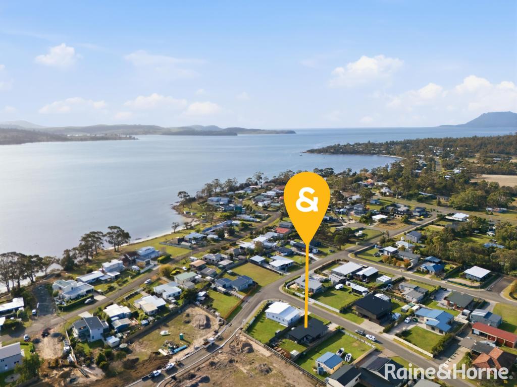 4 Oyster Pl, Orford, TAS 7190