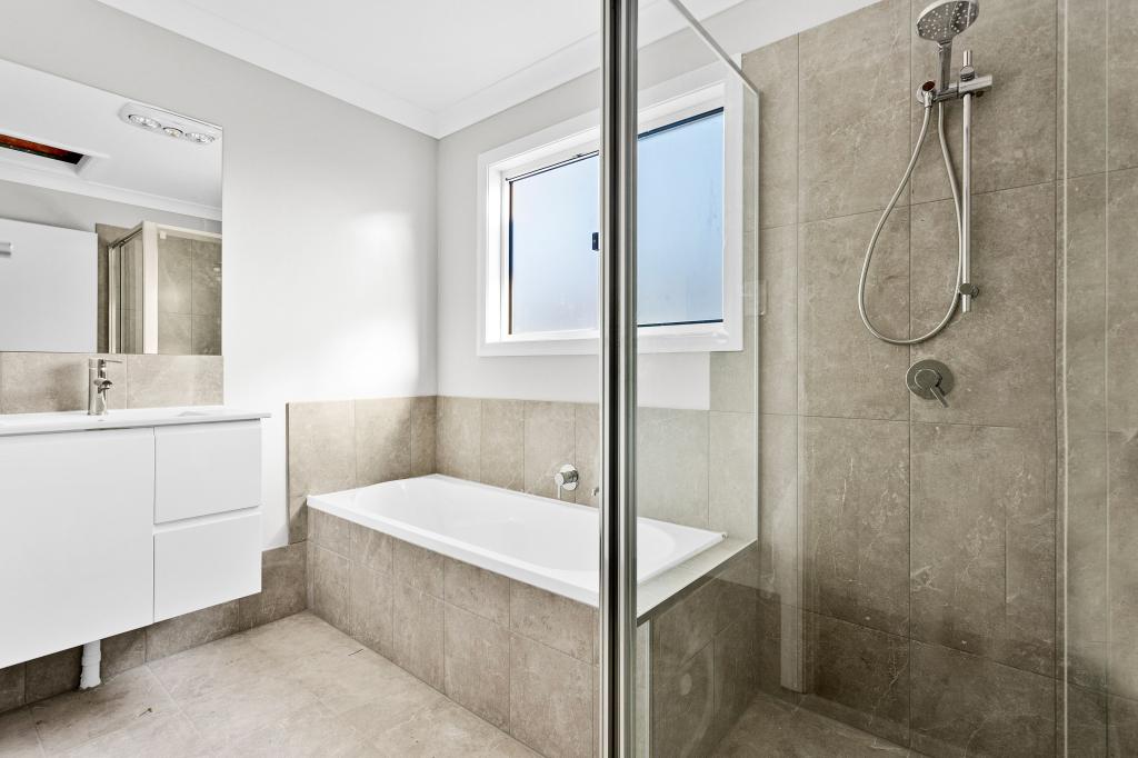 2/195 Tongarra Rd, Albion Park, NSW 2527