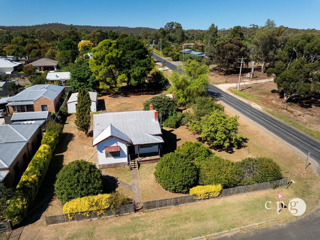 17 Chapel St, Campbells Creek, VIC 3451